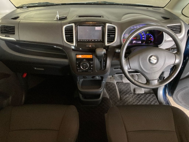 SUZUKI SOLIO 2011