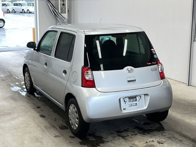 DAIHATSU ESSE 2010