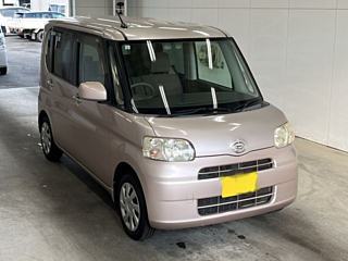 DAIHATSU TANTO 2013