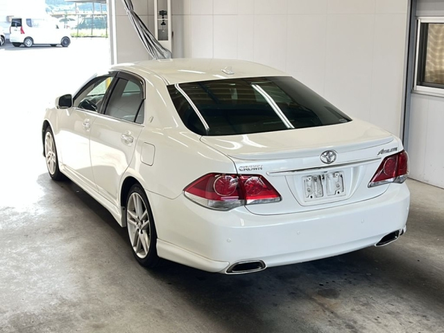 TOYOTA CROWN 2012