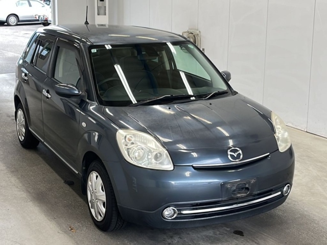 MAZDA VERISA 2011