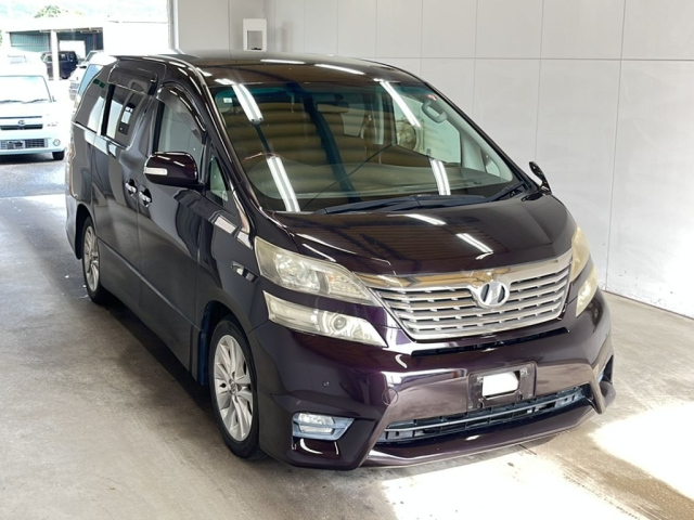 TOYOTA VELLFIRE 2009
