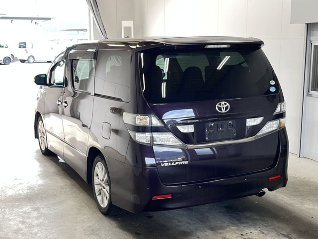 TOYOTA VELLFIRE 2009