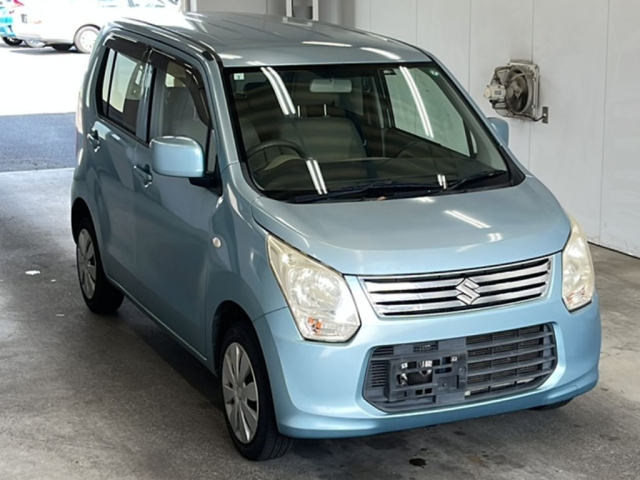 SUZUKI WAGON R 2013