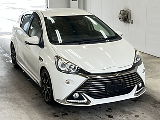 TOYOTA AQUA 2014