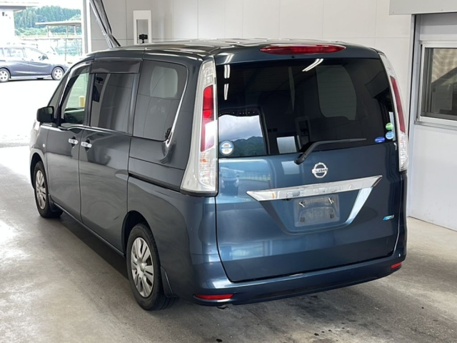 NISSAN SERENA 2012