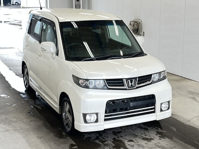 HONDA ZEST 2011