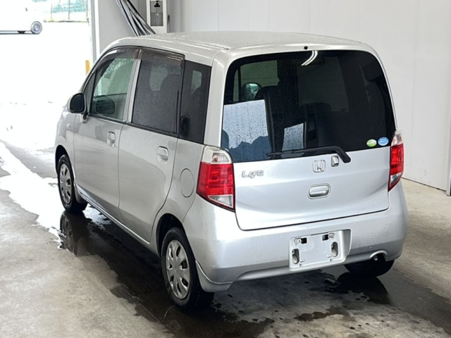 HONDA LIFE 2011