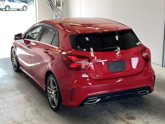 MERCEDES BENZ A CLASS 2016