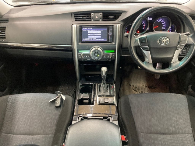 TOYOTA MARK X 2013