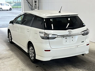 TOYOTA WISH 2012