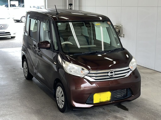 NISSAN DAYZ ROOX 2015