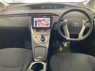 TOYOTA PRIUS 2013