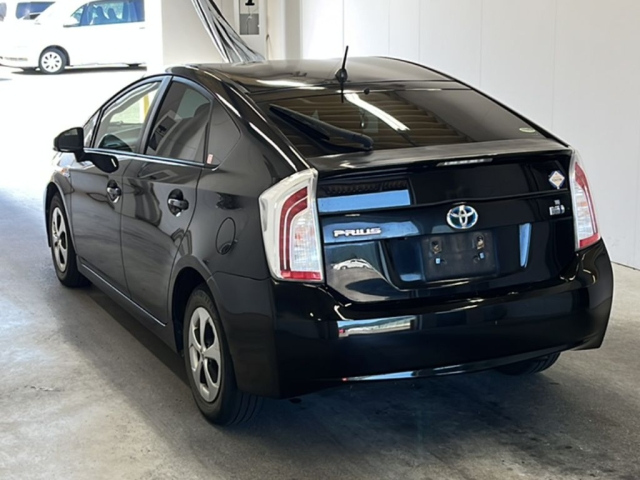 TOYOTA PRIUS 2013