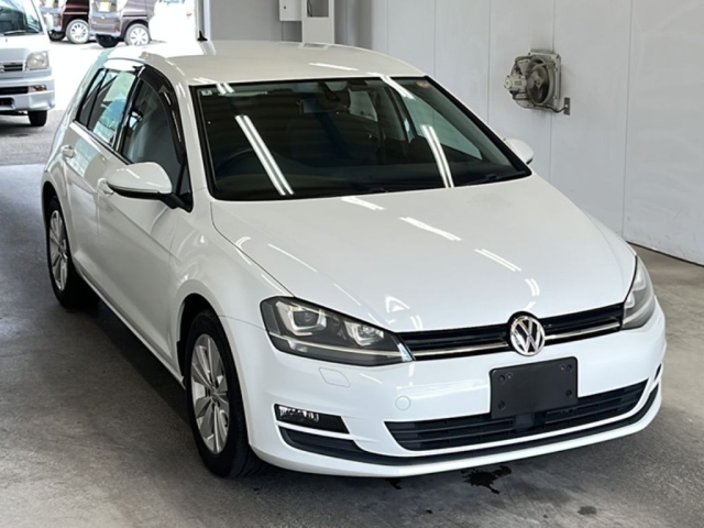 VOLKSWAGEN GOLF 2014