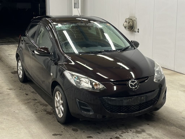 MAZDA DEMIO 2011