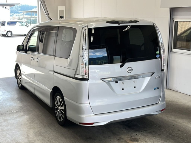 NISSAN SERENA 2014