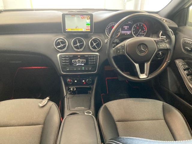 MERCEDES BENZ A CLASS 2015