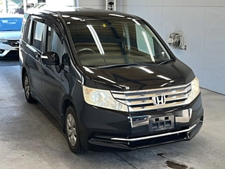 HONDA STEP WAGON 2013