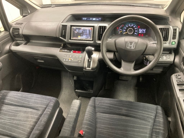 HONDA STEP WAGON 2010