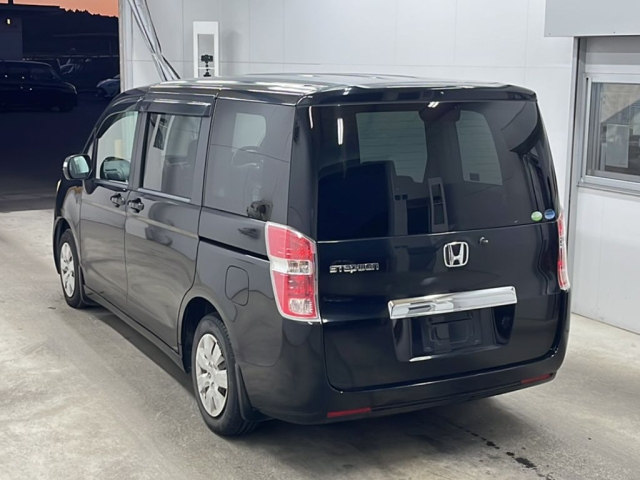 HONDA STEP WAGON 2010