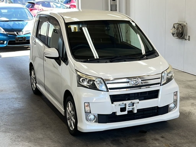 DAIHATSU MOVE 2014