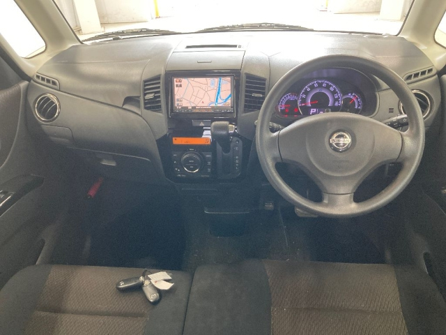 NISSAN ROOX 2010