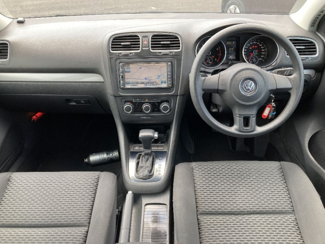 VOLKSWAGEN GOLF 2010