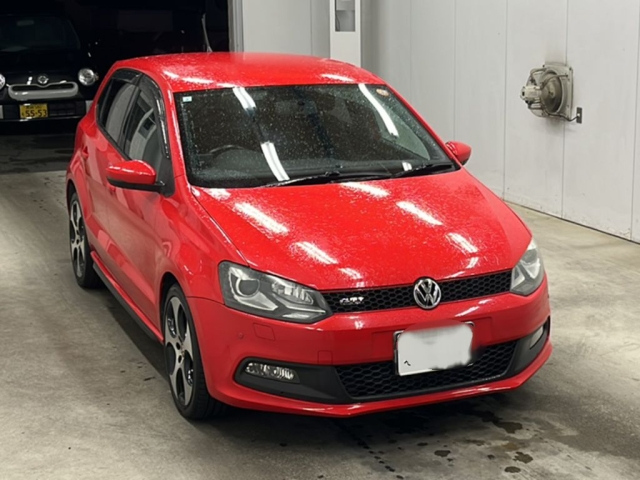 VOLKSWAGEN POLO 2013
