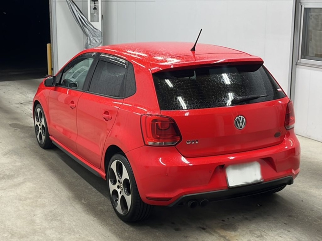 VOLKSWAGEN POLO 2013