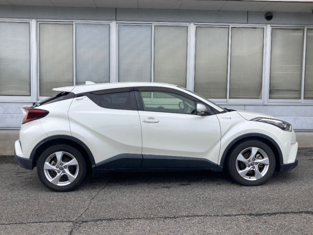 TOYOTA C-HR 2018