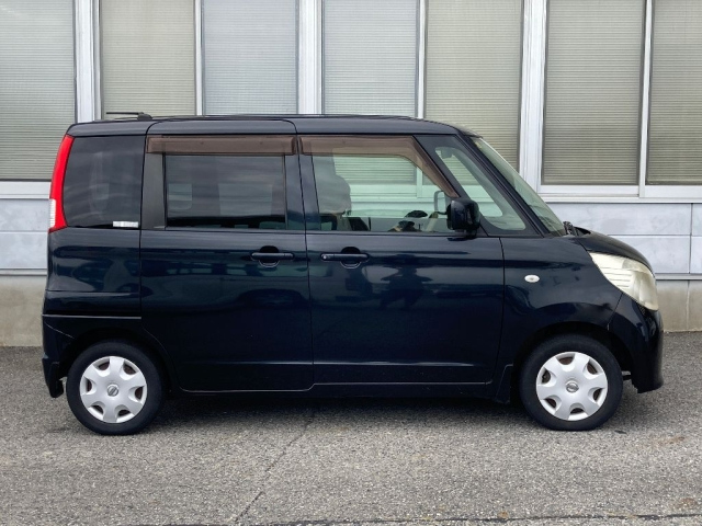 NISSAN ROOX 2012