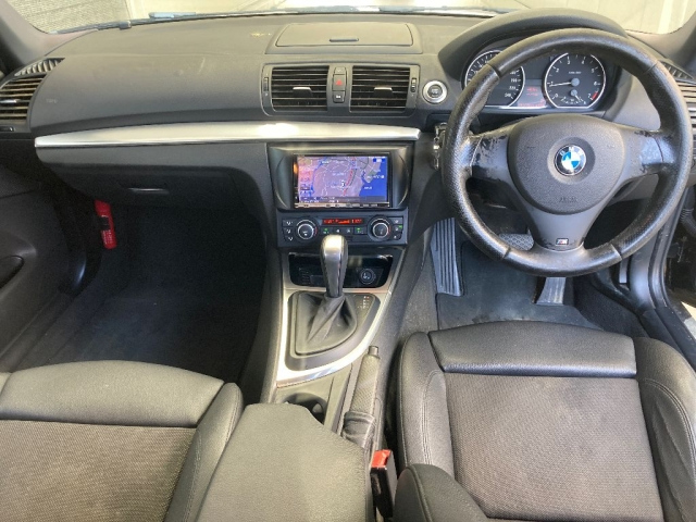 BMW 1 SERIES 2009