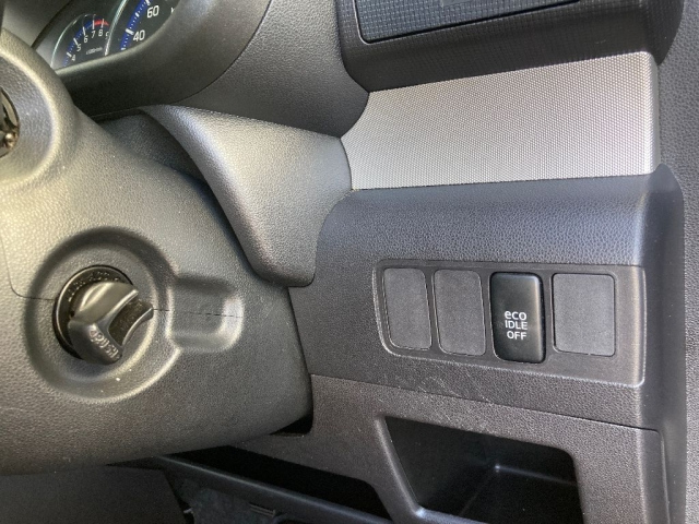 TOYOTA PIXIS SPACE 2013