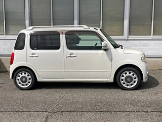 DAIHATSU MIRA 2010