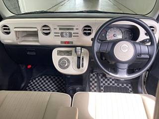 DAIHATSU MIRA 2010