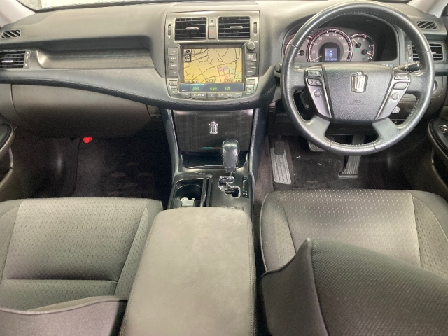 TOYOTA CROWN 2008
