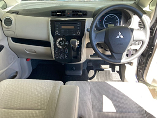 MITSUBISHI EK WAGON 2013