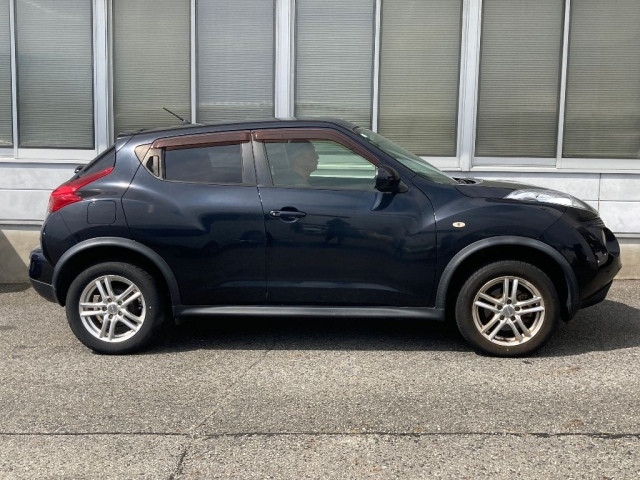 NISSAN JUKE 2013