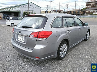SUBARU LEGACY 2010