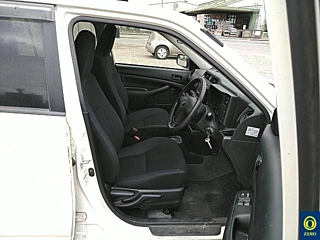 TOYOTA SUCCEED 2018