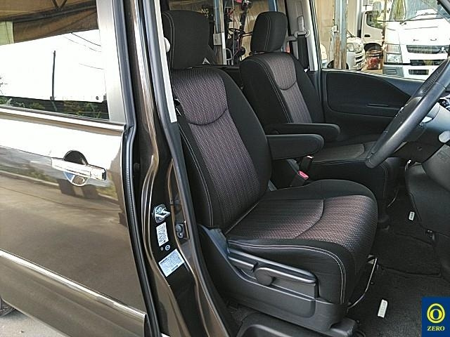 NISSAN SERENA 2014