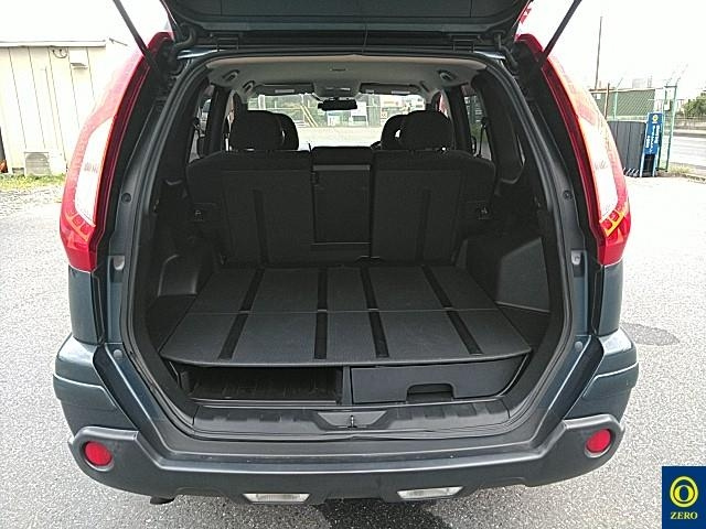 NISSAN X-TRAIL 2012