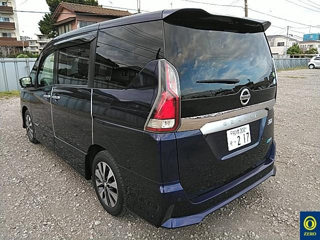 NISSAN SERENA 2017
