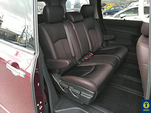 NISSAN ELGRAND 2022