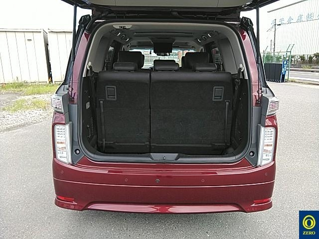 NISSAN ELGRAND 2022