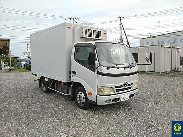 TOYOTA DYNA 2009