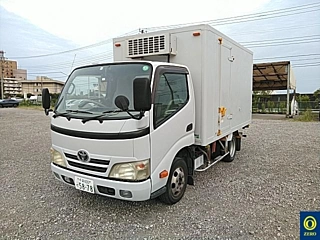 TOYOTA DYNA 2009
