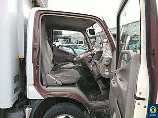 TOYOTA DYNA 2009