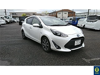 TOYOTA AQUA 2019